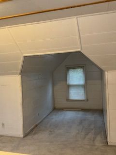 14257 Warwick St, Detroit, MI 48223 - additional living space with lofted ceiling