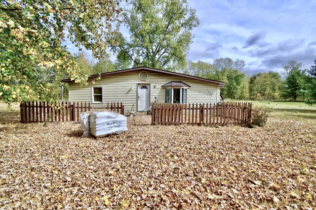 1401 S Miner Rd, Crystal, MI 48818 - view of rear view of property