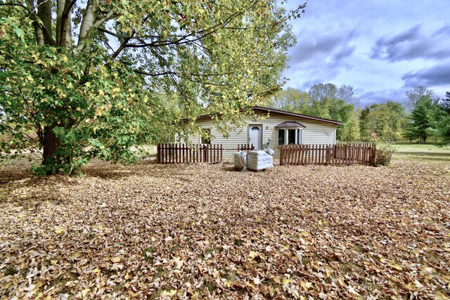1401 S Miner Rd, Crystal, MI 48818 - view of rear view of house