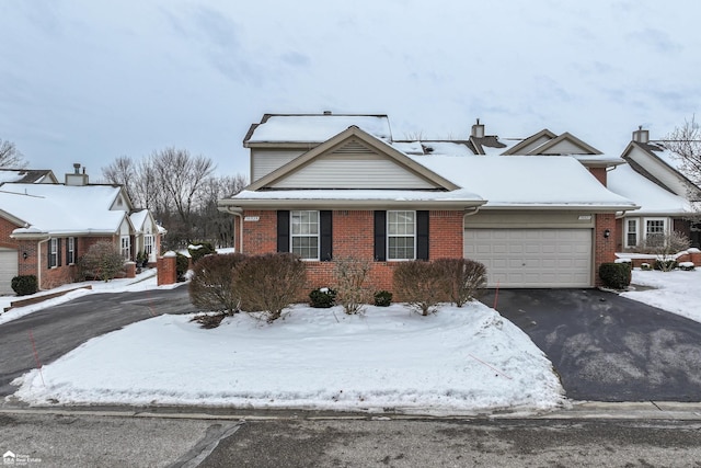 view of front facade with a garage