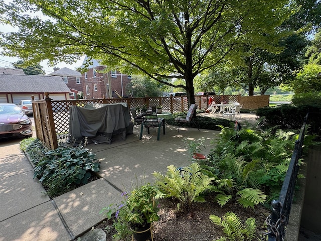 3437 3rd St Unit G, Trenton, MI 48183 - view of patio