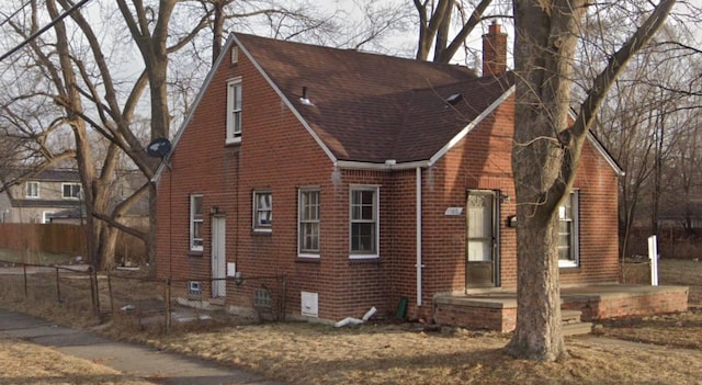 view of front of home featuring a patio