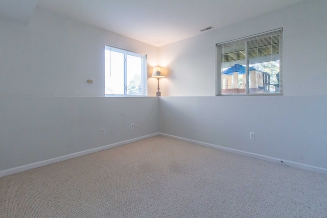 empty room featuring carpet