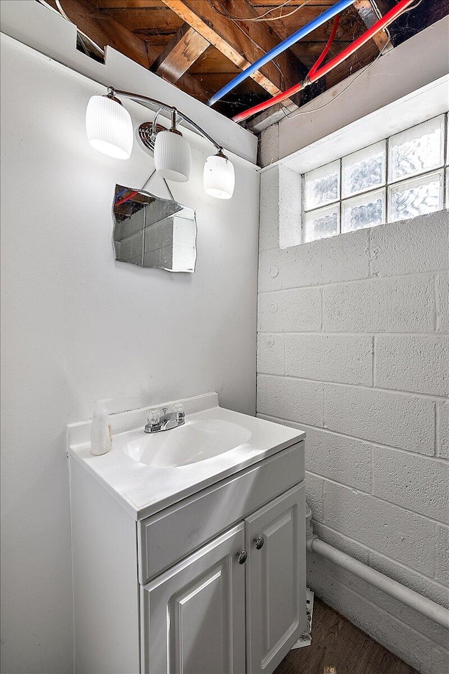 bathroom with vanity