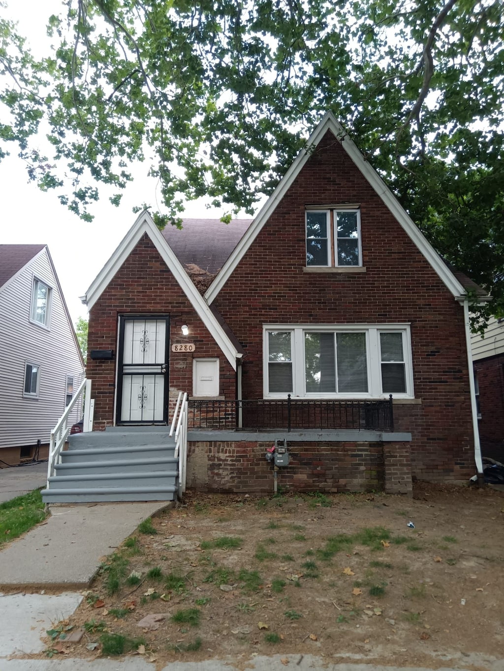 view of front of home