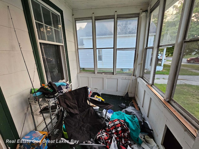 view of sunroom / solarium