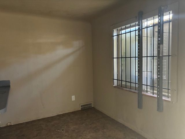 10270 Beaconsfield St, Detroit, MI 48224 - view of unfurnished room