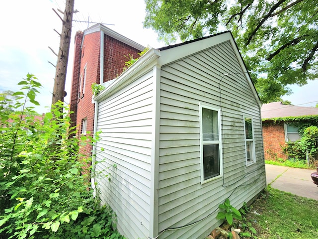 view of property exterior