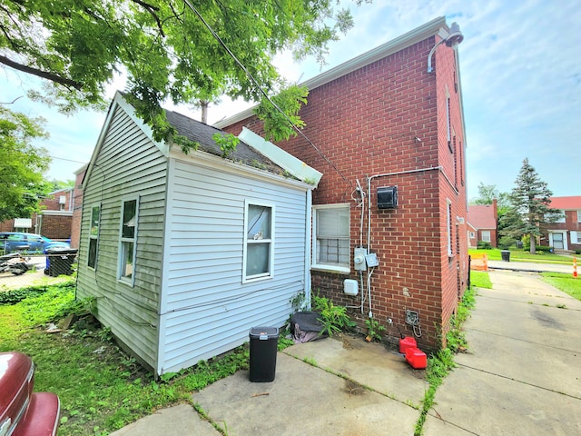 view of side of home