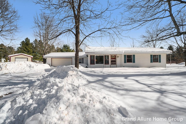 view of front of home featuring a garage