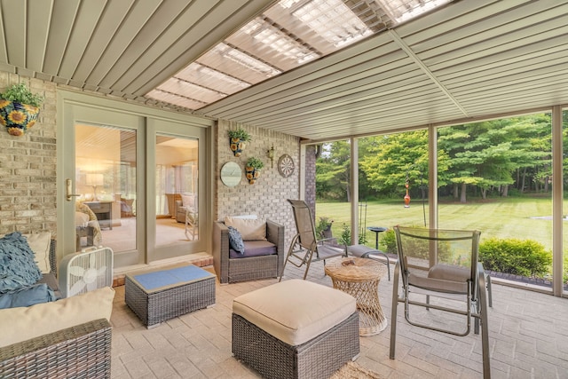 view of sunroom / solarium