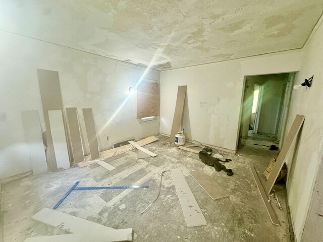 9950 Memorial St, Detroit, MI 48227 - photo 10