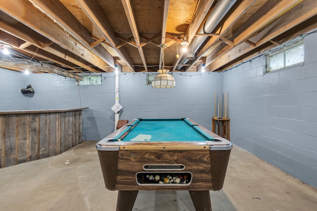 recreation room with billiards