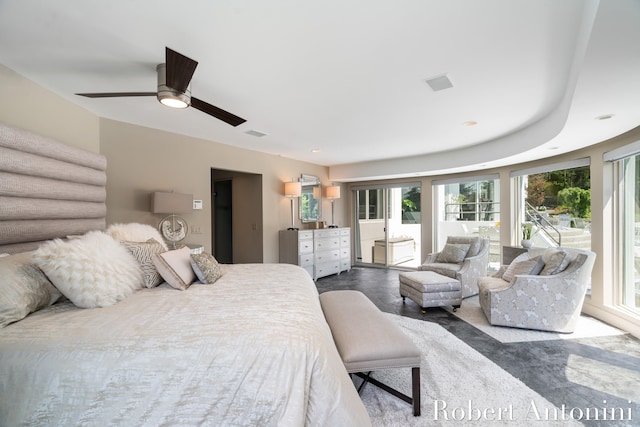 bedroom with ceiling fan