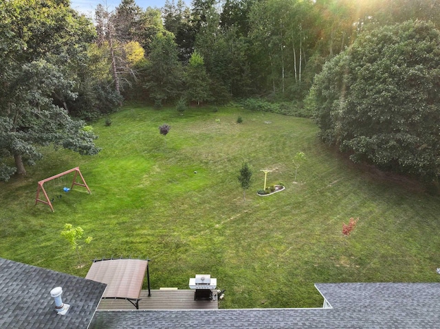 9090 Windsong Ln, Cadillac, MI 49601