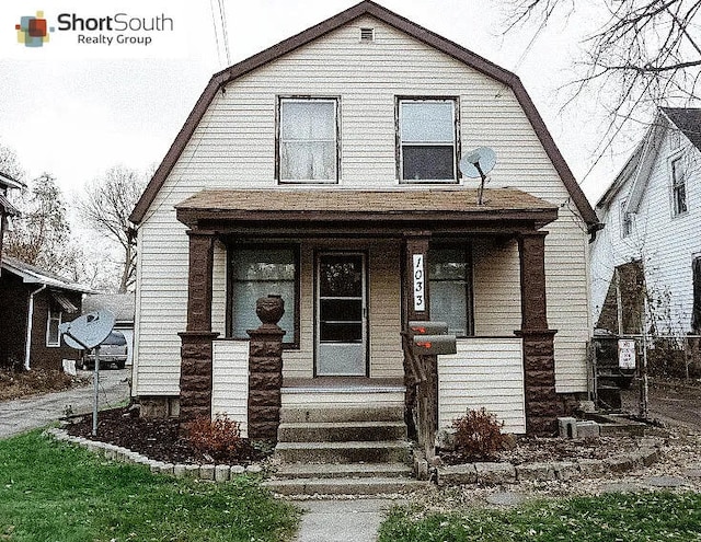 view of front facade with covered porch