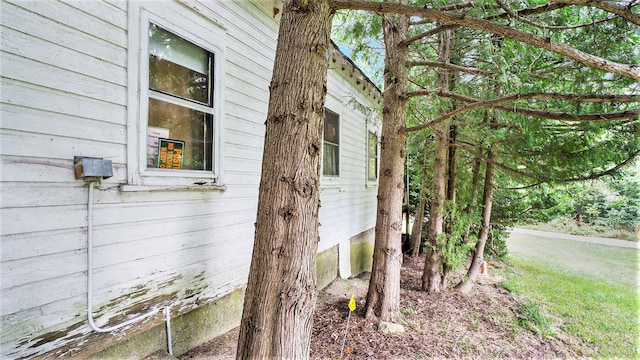 view of side of home
