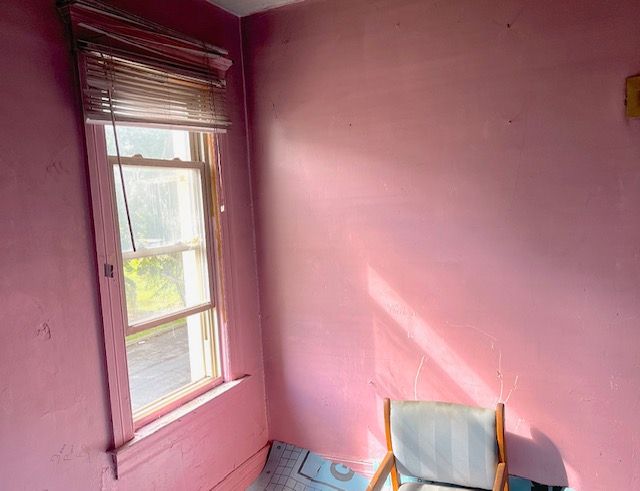 3872 Fischer St, Detroit, MI 48214 - unfurnished room with plenty of natural light