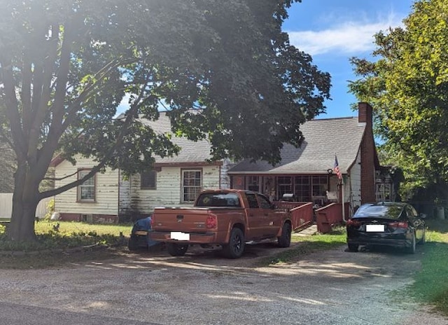 view of front of property