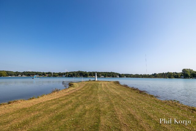 250 Shore Dr, Wayland, MI 49348 - water view