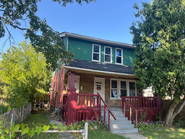 view of front of home featuring a porch