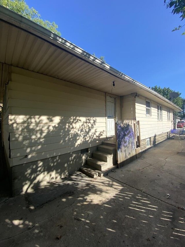 836 Victoria Ave, Flint, MI 48507 - view of property entrance
