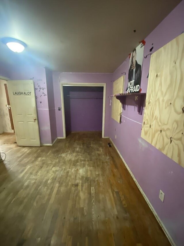836 Victoria Ave, Flint, MI 48507 - corridor featuring wood finished floors and baseboards