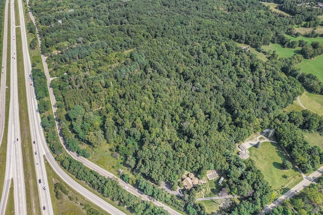 9082 Runyan Lake Rd, Fenton, MI 48430