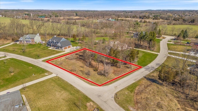 10536 Oak Shore Dr, South Lyon, MI 48178