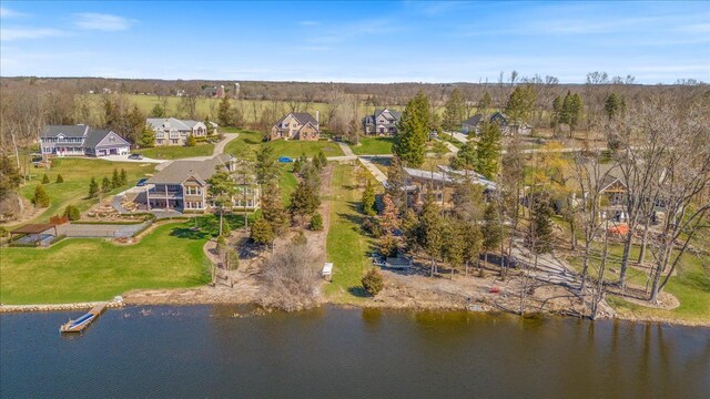 10536 Oak Shore Dr, South Lyon, MI 48178