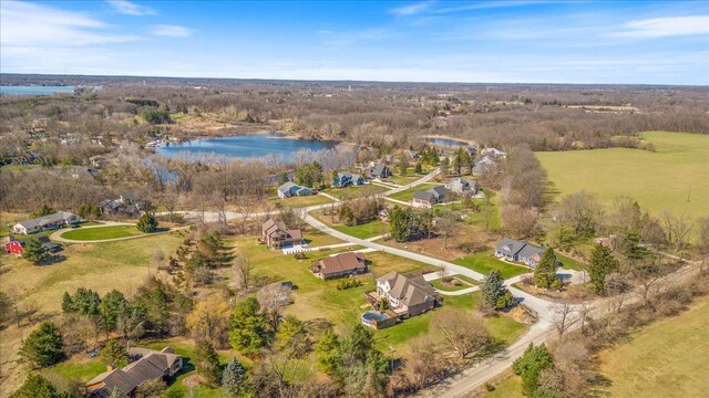 10536 Oak Shore Dr, South Lyon, MI 48178