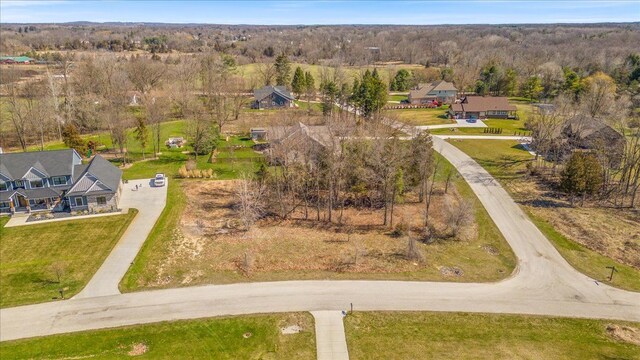 10536 Oak Shore Dr, South Lyon, MI 48178