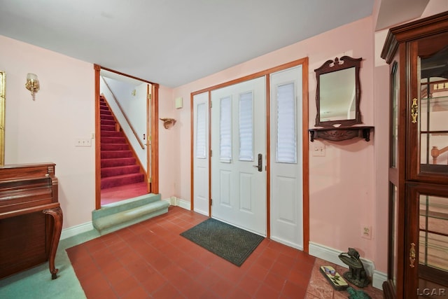 entryway featuring tile patterned floors