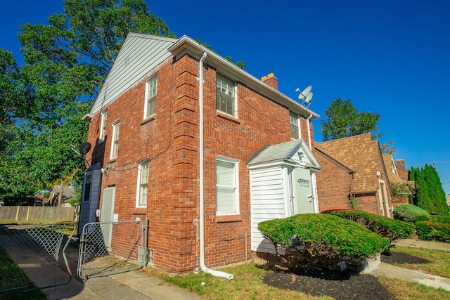 view of home's exterior