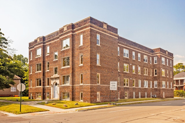 view of building exterior