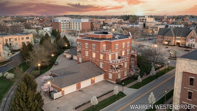 view of aerial view at dusk