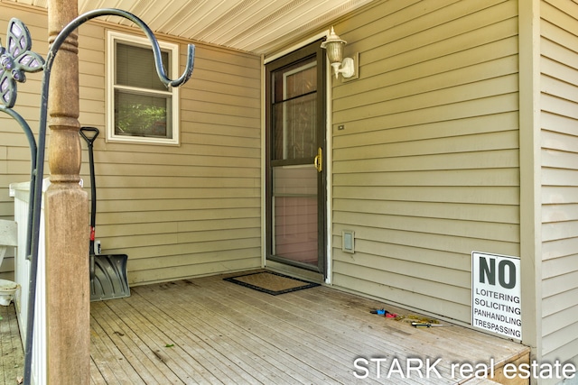 view of entrance to property