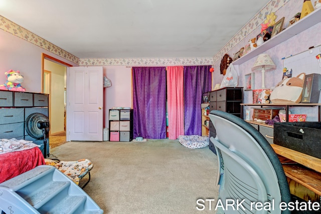 bedroom with carpet flooring