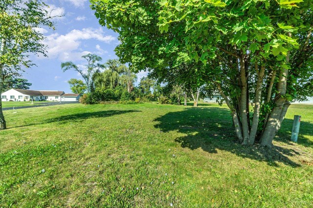 765 N Center Rd, Saginaw, MI 48638