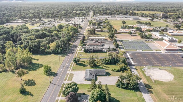 765 N Center Rd, Saginaw, MI 48638
