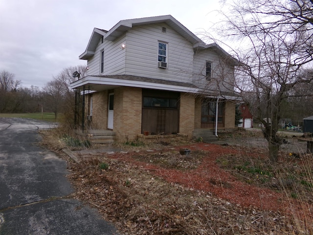 view of front facade featuring covered porch