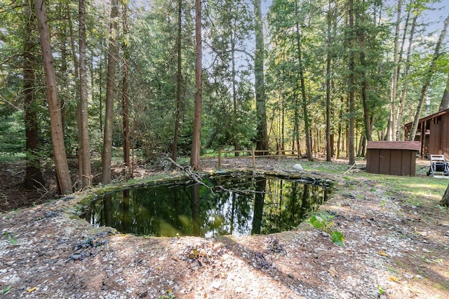 view of yard featuring a water view