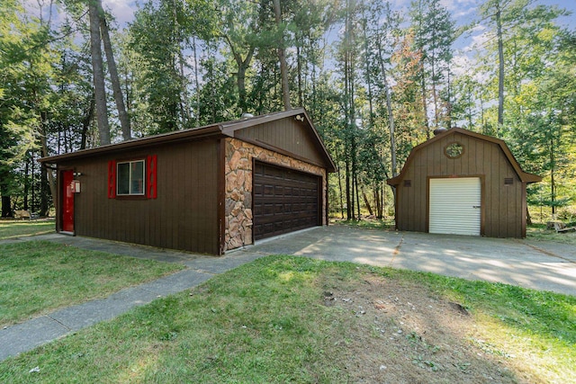 garage with a yard