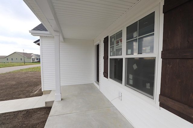 view of patio featuring covered porch