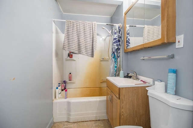 full bathroom featuring vanity, tile patterned flooring, shower / bathtub combination with curtain, and toilet