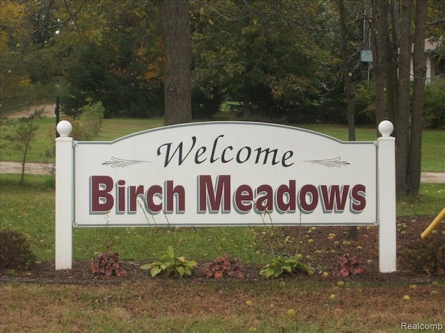 6358 Birch Meadows Ln, Fowlerville, MI 48836