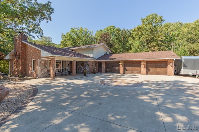 view of front of home featuring a garage