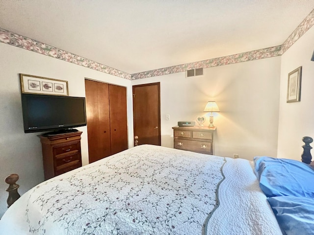 bedroom with a closet