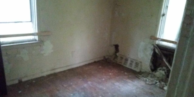 empty room with carpet flooring