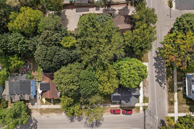 120 N Cedar St, Traverse City, MI 49684 - drone / aerial view